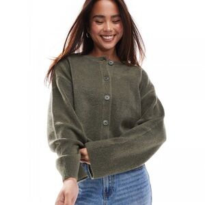 Women's ASOS DESIGN crew neck cardigan in khaki